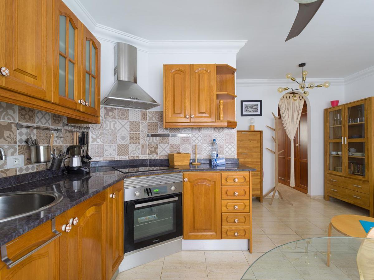 Appartement Quiet Behind The By Canariasgetaway *